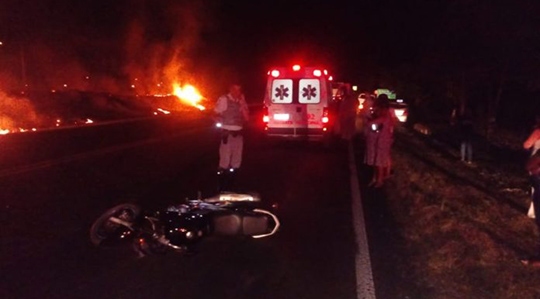 Motociclista teve ferimentos generalizados pelo corpo e foi socorrido (Reprodução/Site Jorge Zanoni).