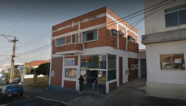 Agência do Ministério do Trabalho em Adamantina será transferida pra espaço onde está o PAT, na Alameda dos Expedicionários, próximo ao campus 1 da UniFAI (Foto: Google Street View).