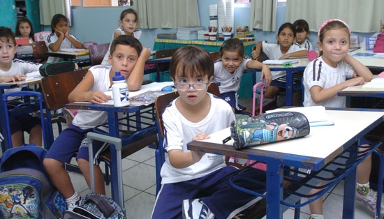 Escolas não podem escolher os alunos que serão matriculados e nem segregar alunos com deficiência (Foto: Portal MEC).