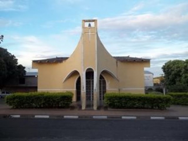 Paróquia Santa Teresinha, de Penápolis (Jornal Interior)