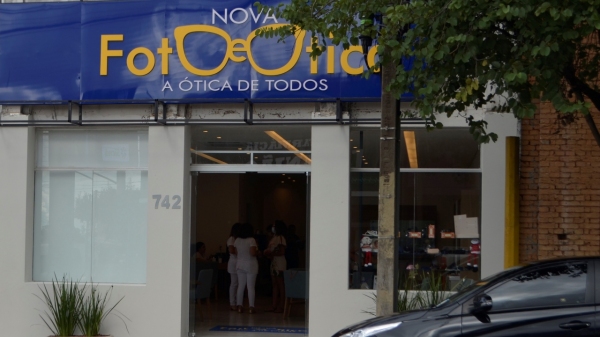 Nova Foto e Ótica é inaugurada em Adamantina, na Avenida Rio Branco, 742, esquina com a Rua Joaquim Nabuco (Foto: Siga Mais).
