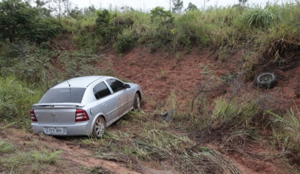Aquaplanagem foi BR-359, entre Coxim e Alcinópolis, no Mato Grosso do Sul (Foto: PC de Souza/Edição de Notícias MS).