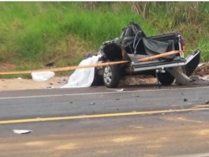 Acidente na manhã deste domingo matou morador de Osvaldo Cruz, na SP-425, em Parapuã (Foto: OCNet)