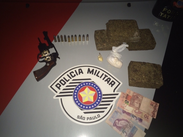 Homem é preso em Ouro Verde por tráfico de drogas