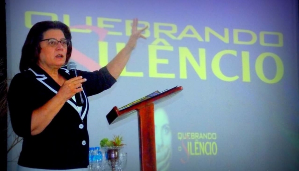 Tânia Mara Garcia Alves, Líder do Ministério da Mulher da Igreja Adventista do Sétimo Dia, que promove a campanha Quebrando o Silêncio (Foto: Cedida).