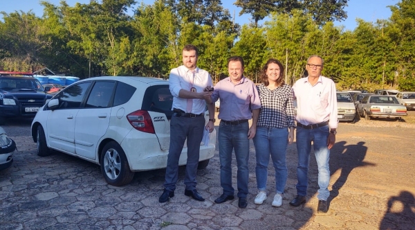 Honda Fit foi retirado pela Instituição Capaz no pátio de veículos apreendidos, em Presidente Prudente (Cedida).