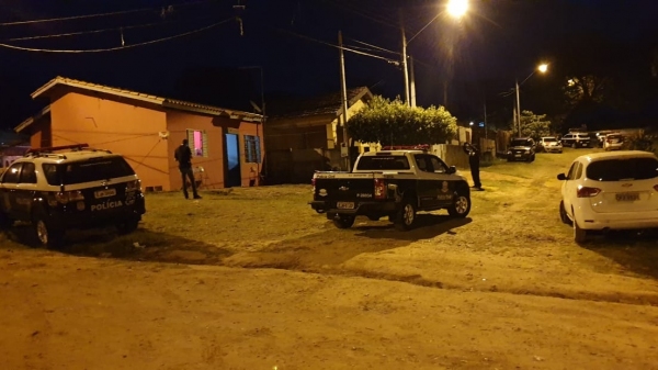 Operação foi deflagrada no final da madrugada, em Pacaembu (Fotos: Cedidas/Policia Civil).
