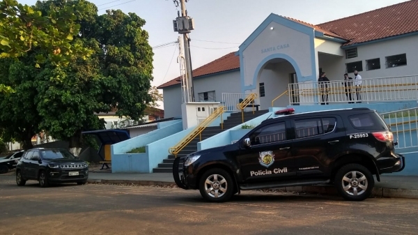 Buscas realizadas na Santa Casa de Pacaembu em setembro do ano passado  (Divulgação/Polícia Civil).