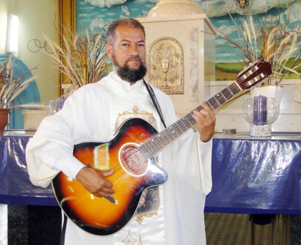 Padre Domingos celebra última missa em Mariápolis no dia 24; ele será transferido para Monte Castelo (Foto:   Arquivo).