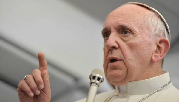 Papa Francisco pediu que não sejam esquecidas crianças que foram abusadas sexualmente por sacerdotes .