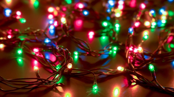 Energisa dá dicas para realizar a decoração com segurança e economia (Ilustração).