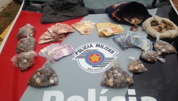 Lotérica de Paulicéia furtada por dois indivÃduos de Osvaldo Cruz. Os assaltantes foram presos pela PolÃcia Militar (Foto: Cedida/PM).