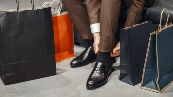 Lojas ampliam horário de funcionamento para facilitar compra pelos consumidores (Foto: Gustavo Fring/Pexels).