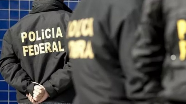 Agentes da Polícia Federal (Arquivo/Agência Brasil).