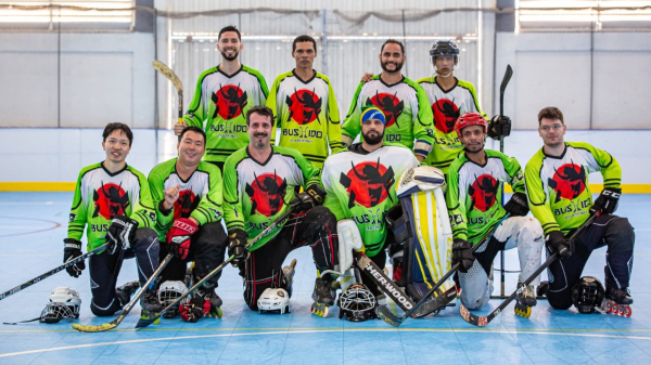 Equipe Bushido vence Categoria Adulta ? Divisao 3 no Desafio Internacional de Hockey Inline 2025 (Cedida/Bushido).