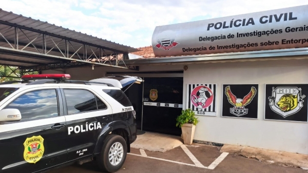 Homem foi detido por agentes da DIG/DISE de Dracena, em cumprimento a mandado de prisão expedido pela Justiça (Divulgação/Polícia Civil).