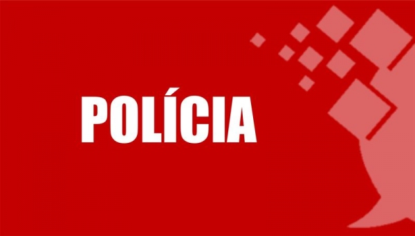 Irmãos brigam e se agridem mutuamente com faca e foice