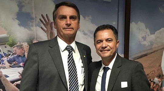 Presidente Jair Bolsonaro e o prefeito Val Dantas, em Brasília (Arquivo).