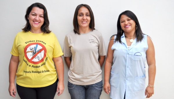 Correta identificação dos profissionais de saúde ajuda população a recebe-los com maior segurança e tranquilidade em suas casas (Foto: Assessoria de Imprensa).