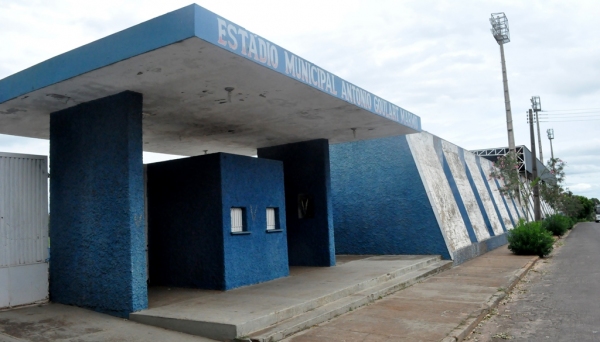 Obras no estádio permitirão adequar espaço para normas de segurança exigidas pela legislação (Foto: Assessoria de Imprensa).
