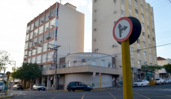 Sessão da Câmara Municipal acontece às 20h desta segunda-feira (Foto: Arquivo).