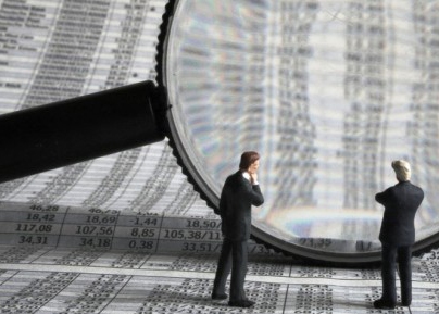 Vereador pede detalhamento de despesas de viagens de funcionários da educação