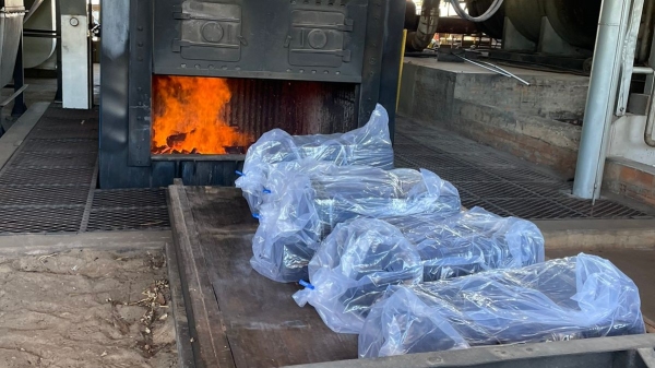 Droga foi incinerada em fornalha de empresa em Flórida Paulista (Divulgação/PC).
