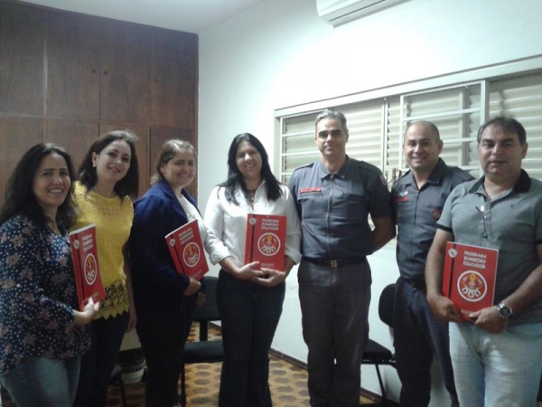 Projeto Bombeiro Educador nas escolas municipais tem início em agosto. (Foto: Assessoria de Imprensa)