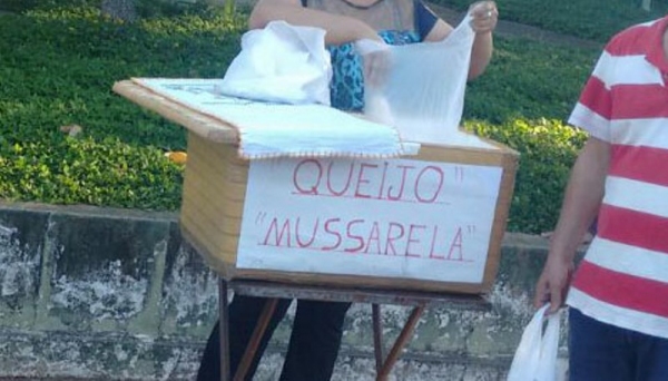 Queijo era vendido na feira-livre, sem as medidas sanitárias exigidas para a produção de derivados de leite (Foto: Cedida).