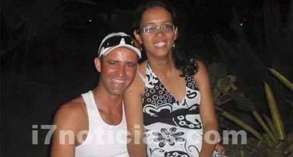 Casal morre eletrocutado quando guindaste atinge fiação elétrica em propriedade rural. (I7 Notícias /Paraguaçu Paulista).