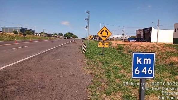 Equipamento instalado no km 646 da Rodovia Comandante João Ribeiro de Barros, em Dracena, alvo da denúncia (Foto: MPSP).
