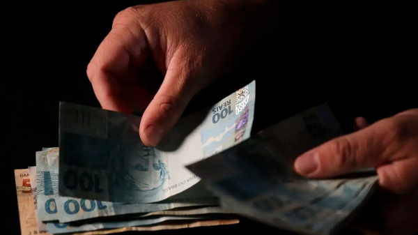 Segundo dados do Minist?rio da Fazenda, o Desenrola renegociou at? agora R$ 29 bilh?es em d?vidas (Jos? Cruz/Ag?ncia Brasil).