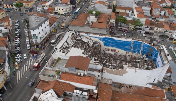 Indenização é para vítima atingida pelo desabamento de templo, em 2009 (Foto: Arquivo).