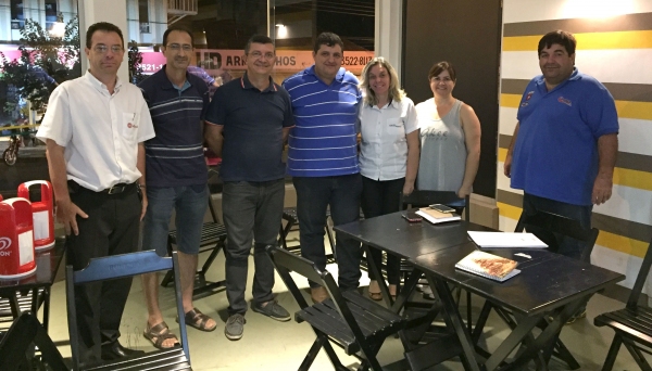 Representantes da Festa do Padroeiro e do Adamantina Rodeo Festival se reuniram e alinharam diálogo e parceria. (Foto: Divulgação)