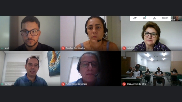 Alunos e acadêmicos reunidos em vídeo conferência (Reprodução/Victor Hugo Silva Souza).