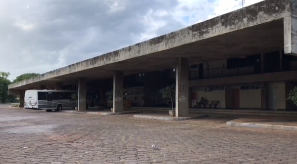 Terminal rodoviário de Adamantina: linhas de ônibus são temporariamente suspensas para evitar circulação de pessoas (Arquivo/Siga Mais).