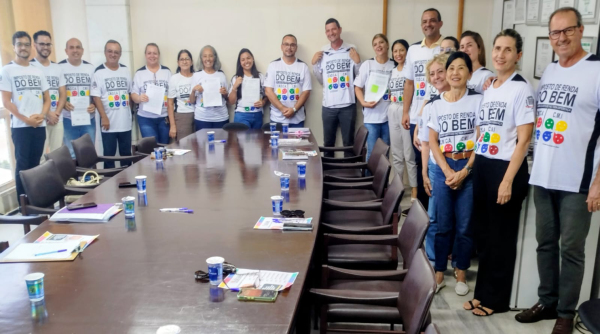 Representantes das institui??es, conselhos, mobilizadores da campanha e do poder publico (Cedida/PMA).