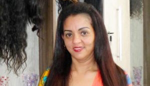 A empresária Rosemeire Pereira dos Santos, do Salão Clautony, realiza desfile em prol dos atendimentos da Apae. (Foto: João Vinícius/Grupo Impacto).