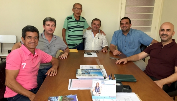 Encontro foi iniciativa da Comissão Permanente de Saúde da Câmara Municipal, onde foi ouvido o provedor da Santa Casa de Adamantina, Leonardo Munhoz (Foto: Siga Mais).