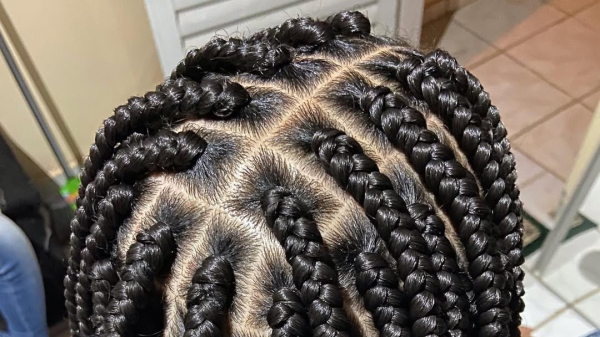 (Imagem ilustrativa: @mabi.trancasedreads).