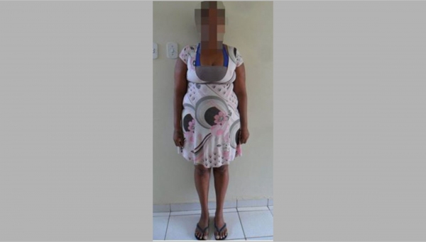 Mulher acusada de latrocínio ocorrido em 2015, em Leme, foi presa hoje em Adamantina (Foto: Polícia Civil)