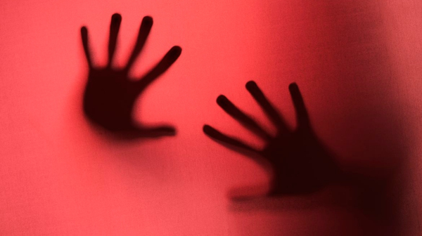 Lei descreve ainda os crimes de bullying e cyberbullying, definindo pena de dois a quatro anos de pris?o (Freepik).