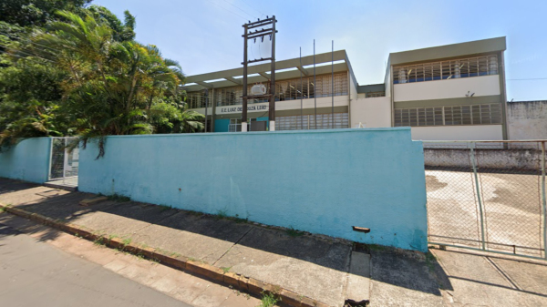 Escola Souza Leao em Tupa (Google Street View).