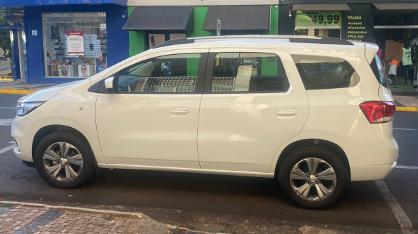 Deputado estadual Teonilio Barba (PT) destinou emenda de R$ 100 mil para compra do ve?culo. Prefeitura colocou mais R$ 38 mil (Divulga??o/PMA).