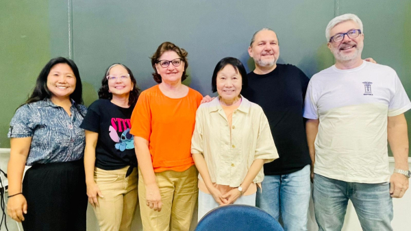 Dra. Ho-Ching Lee foi recebida na FAI (Imagem: Jessica Nakadaira).