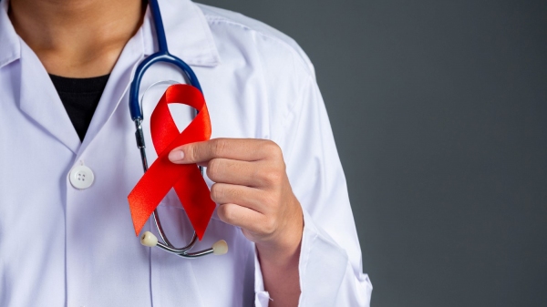 Campanha quer estimular população a realizar o teste de HIV e de Sífilis (Imagem: Jcomp/Freepik)