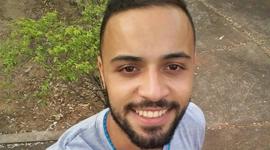 Luis Guilherme Martins Lacerda, vÃtima fatal da colisão, tinha dois filhos (Foto: Reprodução Facebook).