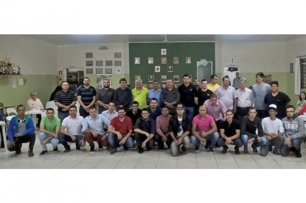 Encontro aconteceu neste domingo (20) e contou com a presença de aproximadamente 80 pessoas. (Foto: Assessoria de Imprensa)