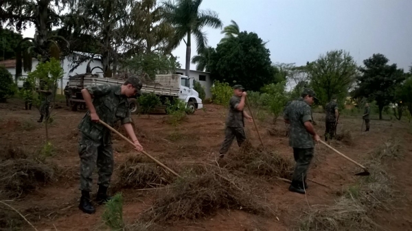 Atiradores colocam em prática iniciativas de cidadania e solidariedade. (Foto: Assessoria de Imprensa)