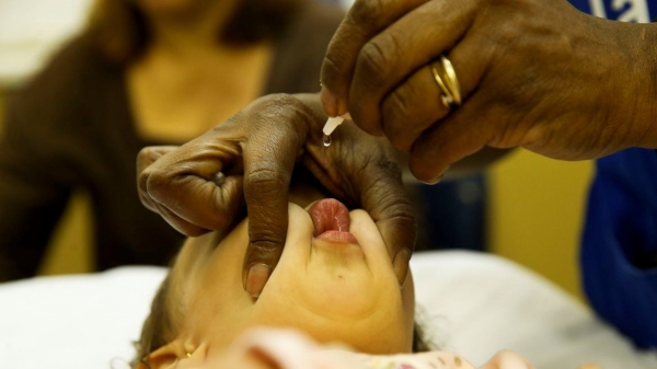 Postos de saúde de Adamantina estarão abertos neste sábado, 20, das 8h às 17h, para vacinar crianças e adolescentes (Foto: Tomaz Silva/Agência Brasil).